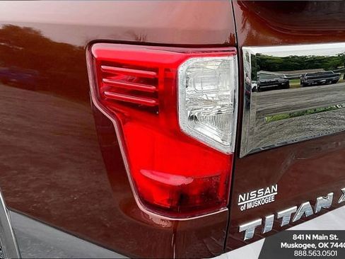 Used 2017 Nissan Titan Platinum Reserve AWD/4WD image 22