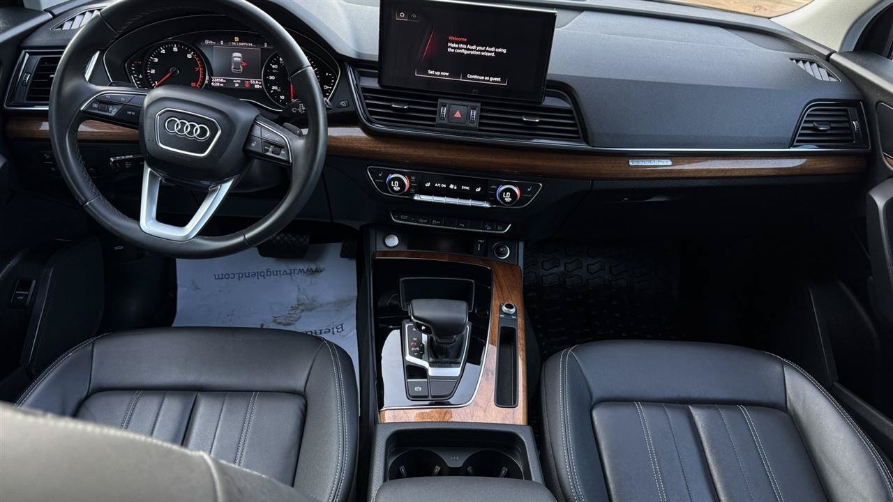 Used 2023 Audi Q5 2.0T Premium w/ Convenience Package AWD/4WD image 38