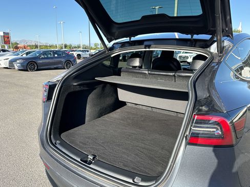 Used 2023 Tesla Model Y Long Range AWD/4WD image 15