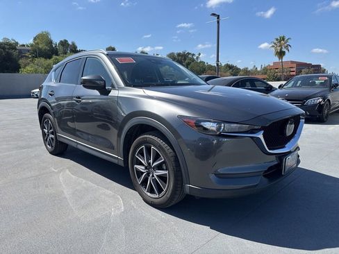 Used 2018 MAZDA CX-5 Touring image 3
