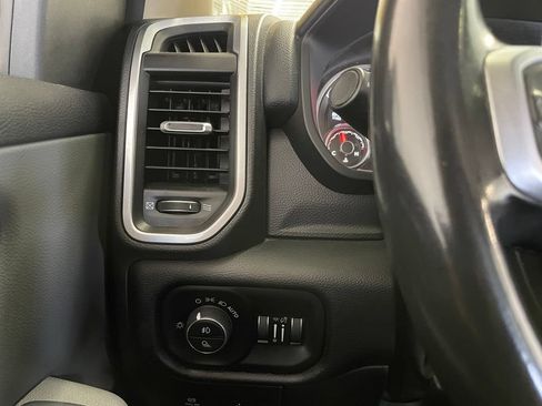 Used 2019 RAM 1500 Big Horn AWD/4WD image 13