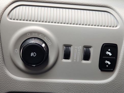 Used 2022 Jeep Wagoneer Series II w/ Convenience Group I RWD image 27