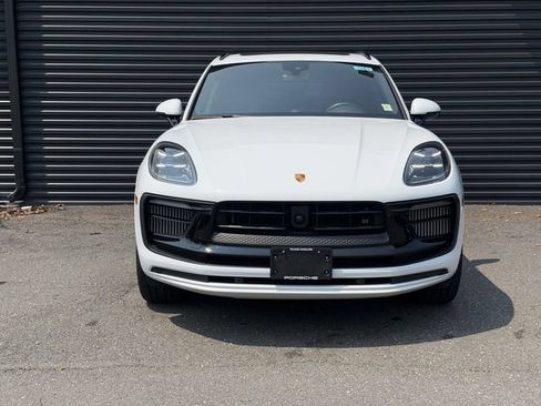 Certified 2023 Porsche Macan S AWD/4WD image 7