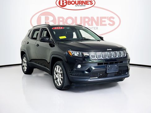 Used 2022 Jeep Compass Latitude AWD/4WD image 1