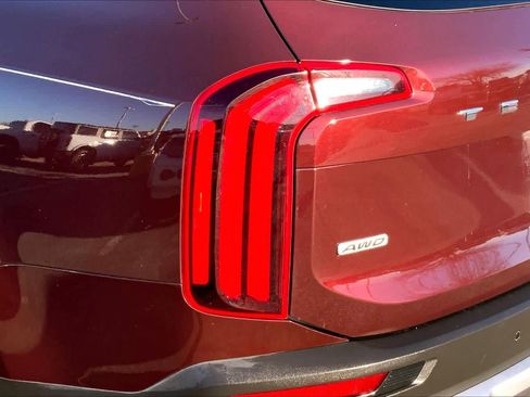 Used 2021 Kia Telluride EX w/ EX Premium Package image 25