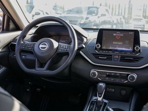 New 2025 Nissan Altima 2.5 S image 23