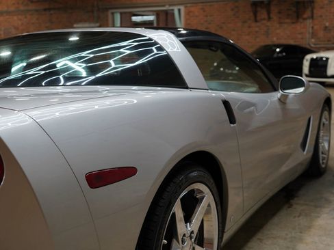 Used 2008 Chevrolet Corvette Coupe image 17