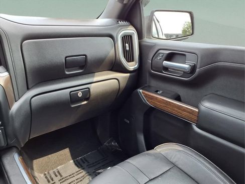 Certified 2019 Chevrolet Silverado 1500 High Country w/ Technology Package AWD/4WD image 19