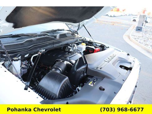 Used 2024 RAM 2500 Tradesman w/ Chrome Appearance Group image 33