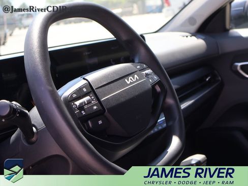 Used 2025 Kia K4 FWD image 24