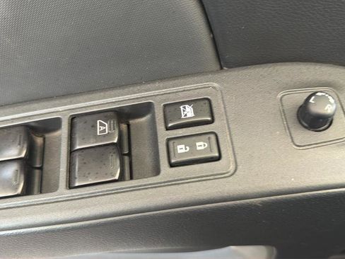 Certified 2022 Nissan Frontier SV w/ Technology Package AWD/4WD image 19
