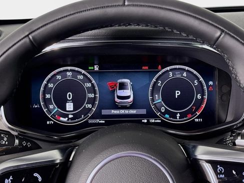 Used 2026 Jaguar F-PACE R-Dynamic S image 13