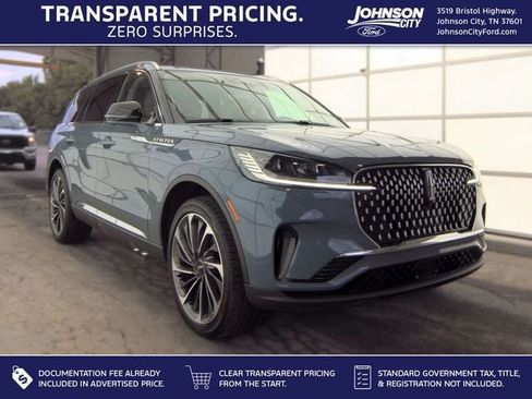 Used 2026 Lincoln Aviator Reserve AWD/4WD image 1