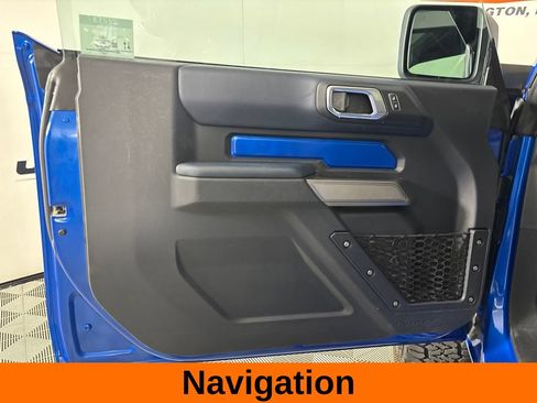 Used 2022 Ford Bronco Outer Banks AWD/4WD image 10