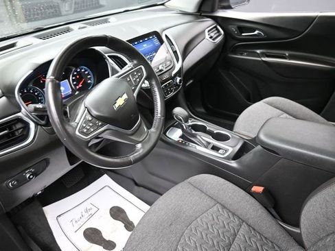 Used 2022 Chevrolet Equinox LT FWD image 18