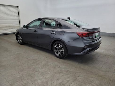 Used 2023 Kia Forte LXS w/ LXS Technology Package FWD image 3