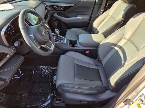Used 2023 Subaru Outback Onyx Edition AWD/4WD image 10