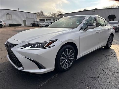 Used 2022 Lexus ES 350 image 5