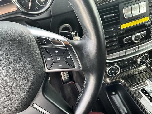 Used 2015 Mercedes-Benz G 63 AMG 4MATIC image 30