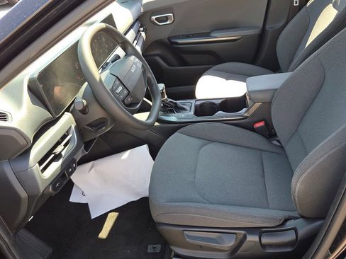 Used 2025 Kia K4 FWD image 5