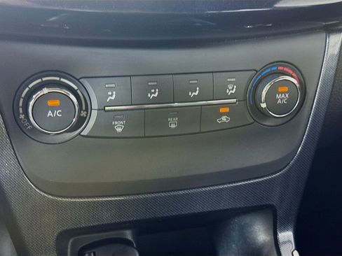 Used 2017 Nissan Sentra SR Turbo w/ SR Turbo Premium Package image 18