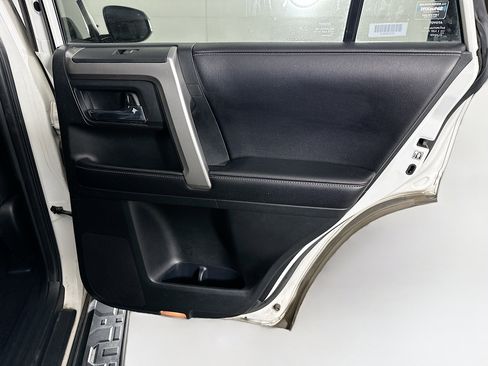 Used 2017 Toyota 4Runner SR5 image 28