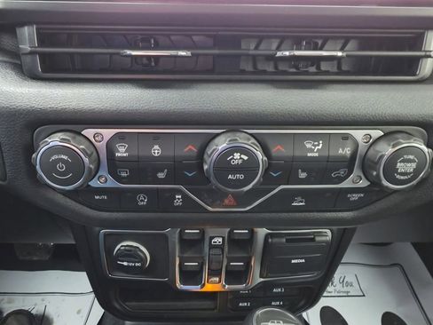 New 2026 Jeep Gladiator Sport image 16