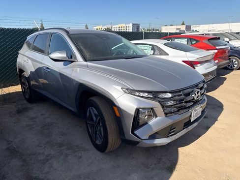 Used 2026 Hyundai Tucson SEL FWD image 3