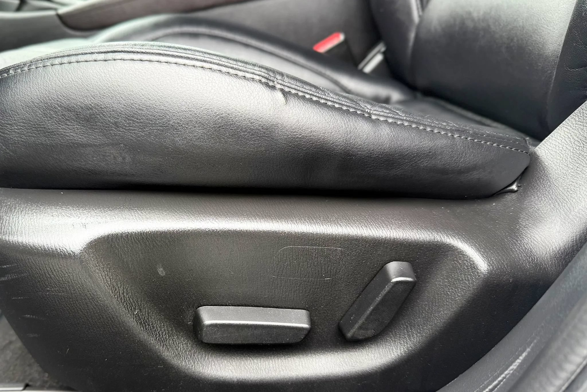 Used 2018 MAZDA MAZDA3 Touring FWD image 24