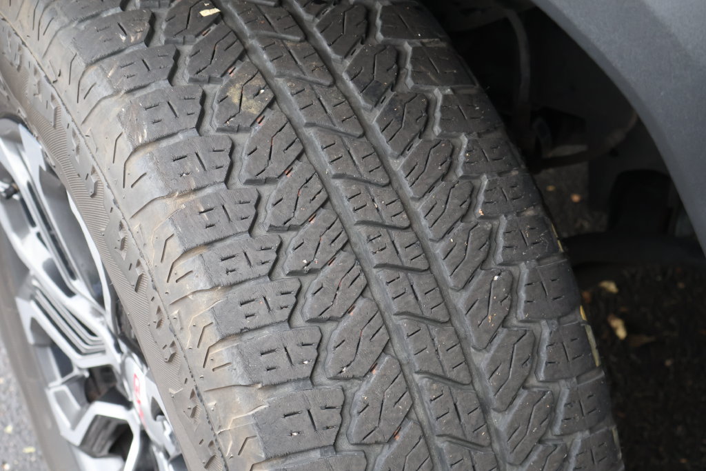 Certified 2025 GMC Canyon Denali AWD/4WD image 15