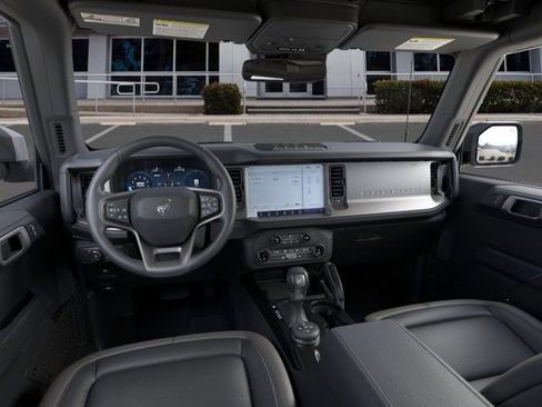New 2026 Ford Bronco Outer Banks image 9