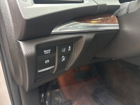 Used 2017 Acura MDX SH-AWD w/ Technology Package image 15