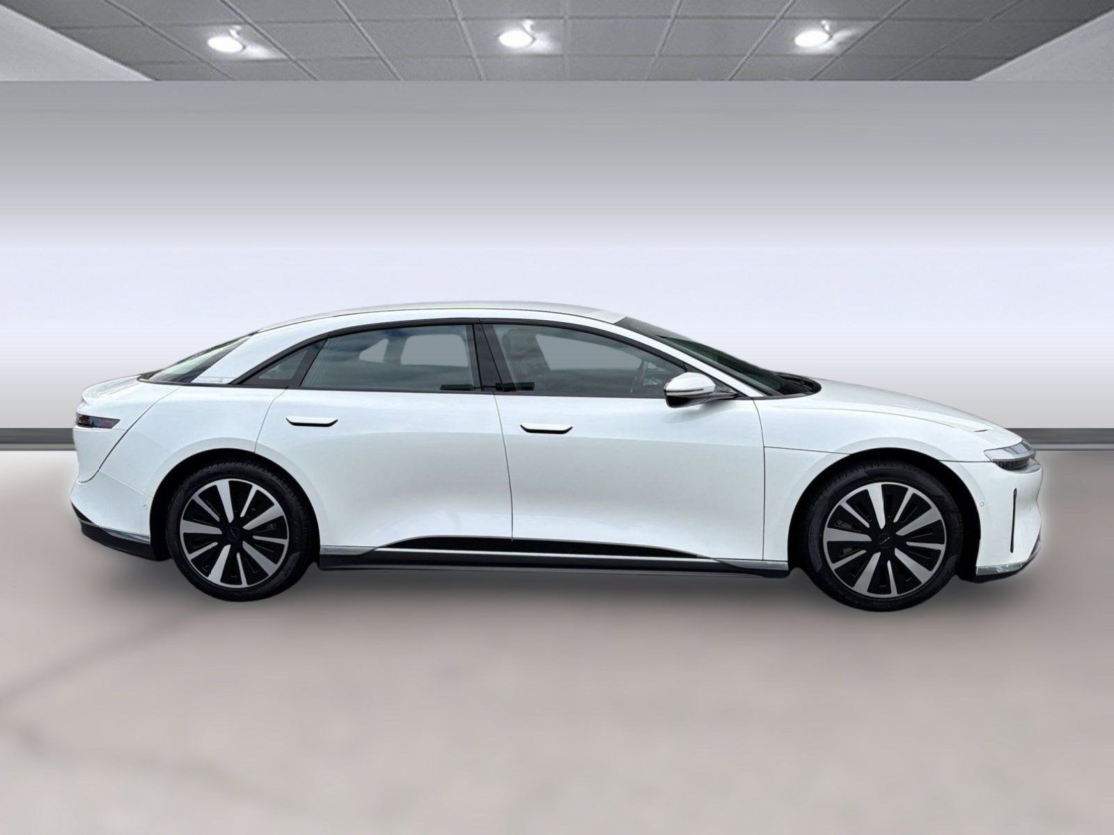 Used 2023 Lucid Air Pure AWD/4WD image 8