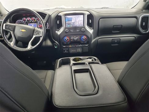 Used 2020 Chevrolet Silverado 1500 LT w/ All-Star Edition image 5