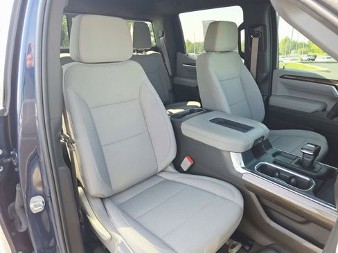 Used 2022 Chevrolet Silverado 1500 RST w/ Convenience Package II AWD/4WD image 16