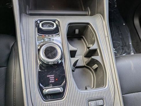 New 2026 Jeep Cherokee Overland w/ Trailer Tow Group image 16