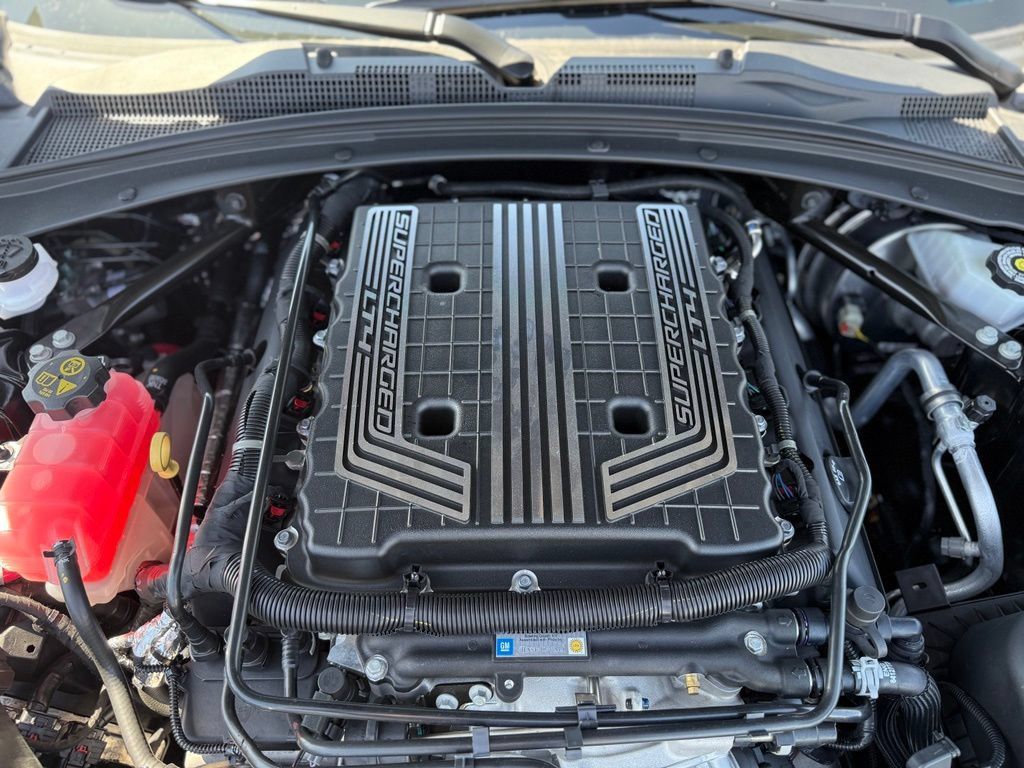 Used 2020 Chevrolet Camaro ZL1 RWD image 26