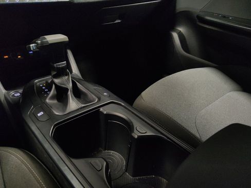 Used 2025 Kia K4 FWD image 26