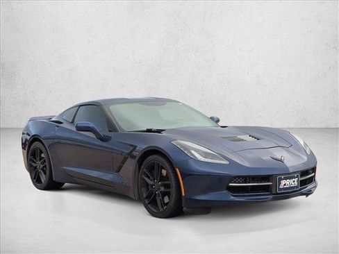 Certified 2019 Chevrolet Corvette Stingray Coupe RWD image 3
