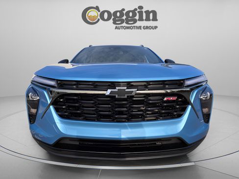 New 2026 Chevrolet Trax RS w/ Sunroof Package image 5