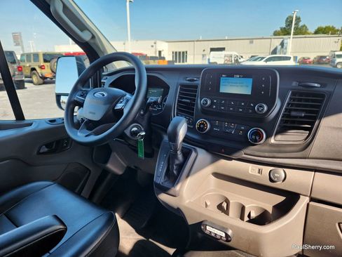 Used 2020 Ford Transit 350 XL image 43