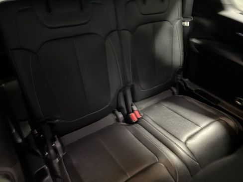 Used 2024 Jeep Grand Cherokee L Limited w/ Luxury Tech Group II image 14