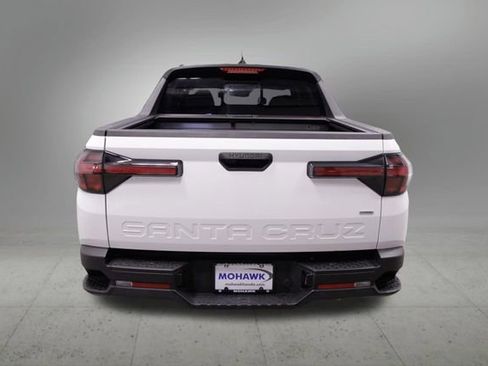 Used 2025 Hyundai Santa Cruz SEL image 4