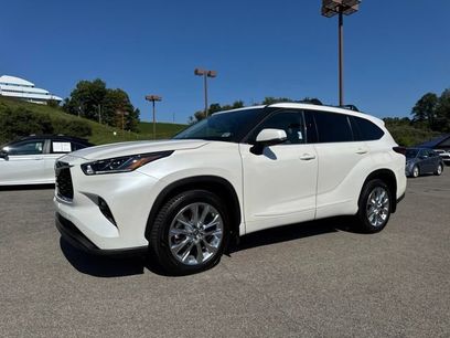 Used 2021 Toyota Highlander Limited