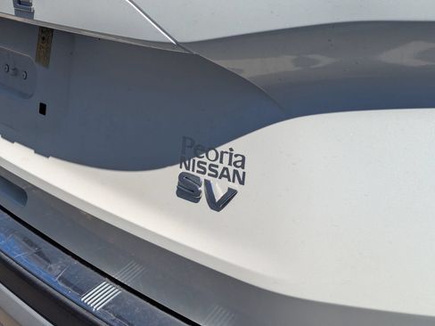 Used 2021 Nissan Rogue SV FWD image 8