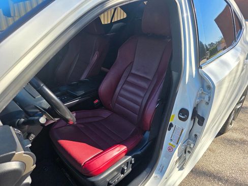 Used 2018 Lexus IS 300 F Sport image 12