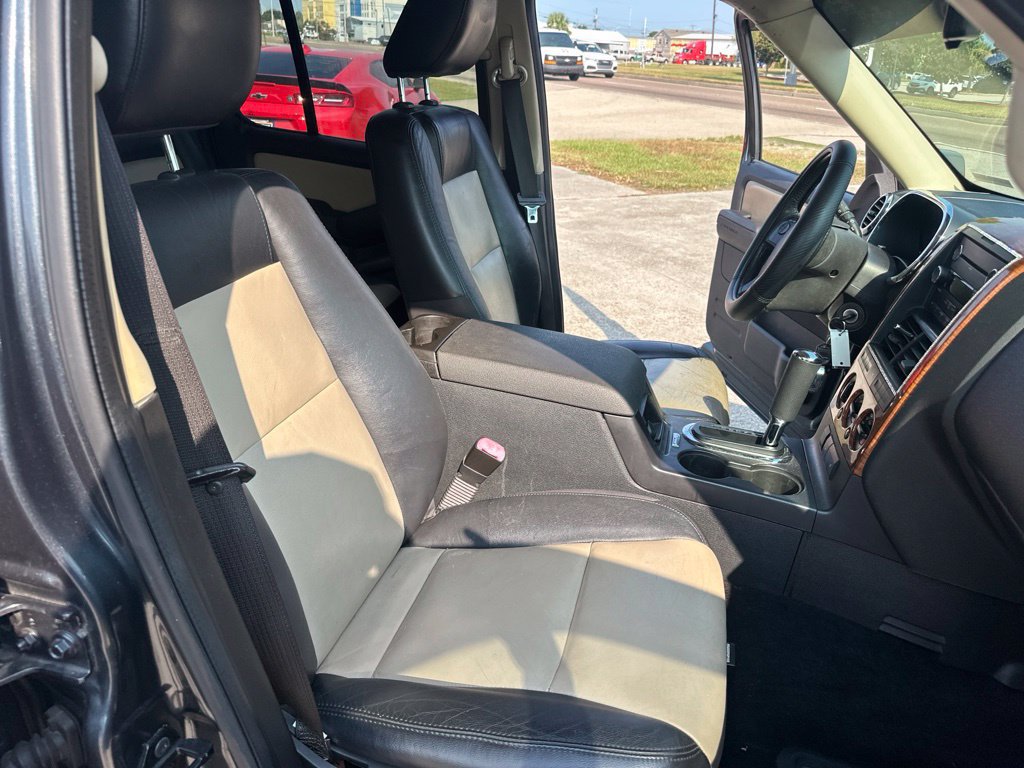 Used 2010 Ford Explorer Eddie Bauer RWD image 10