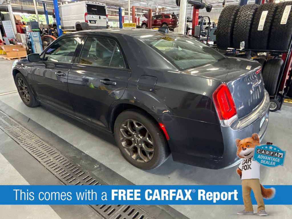 Used 2015 Chrysler 300 S AWD/4WD image 3