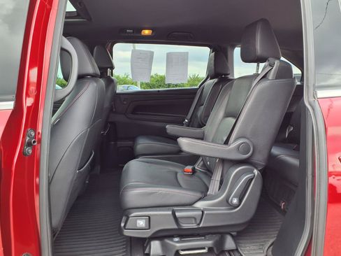 Used 2023 Honda Odyssey Sport image 25
