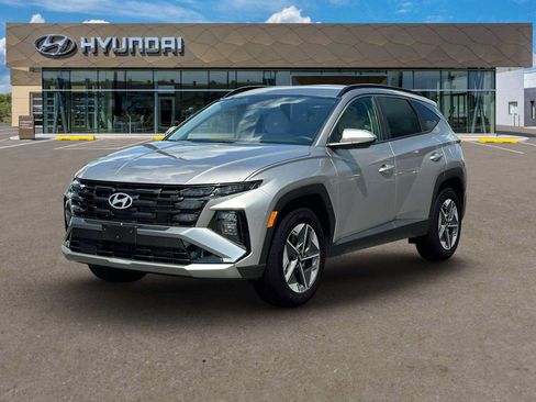 Used 2025 Hyundai Tucson SEL FWD image 32